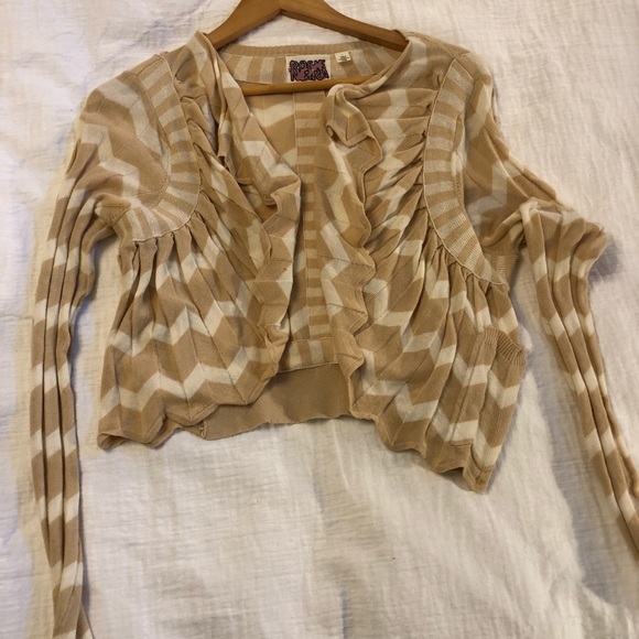 Sweater - Picture 2 of 4